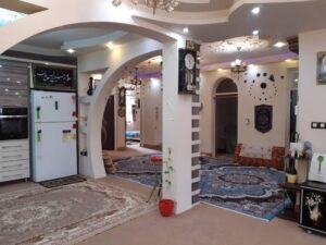 فروش ویلا دوبلکس سنددار | ۱۸۴ متر بنا بازسازی‌شده با ۳۶۰ متر زمین